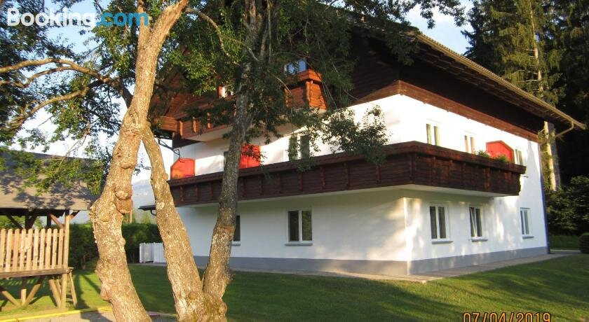 Apartmenthaus Kestel主图