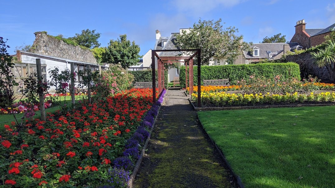 Girvan Community Garden景点图片