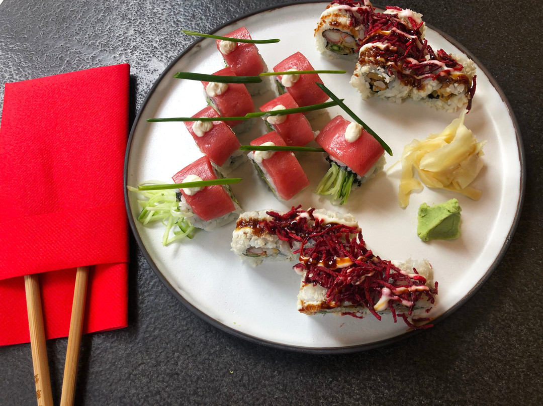 Ken Sushi & More