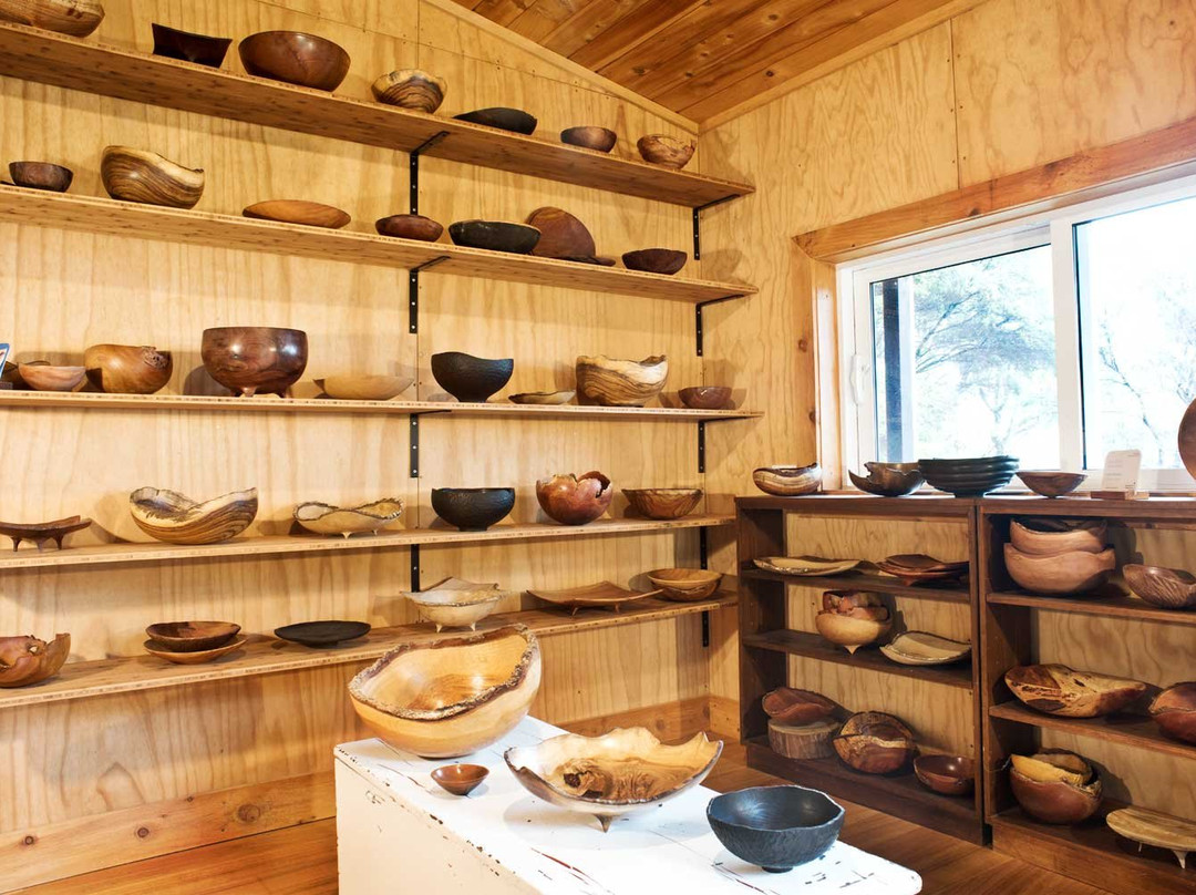 Wooden Bowl Art Gallery & Turning Studio