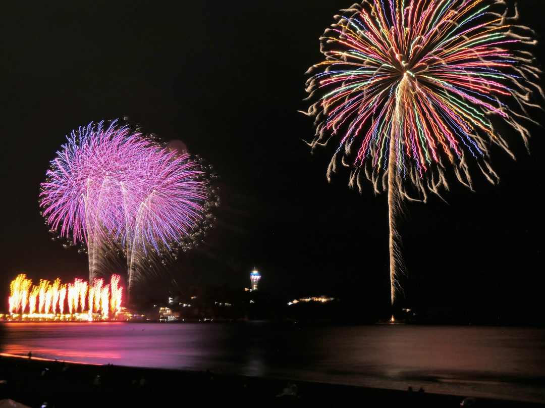 Enoshima Fireworks