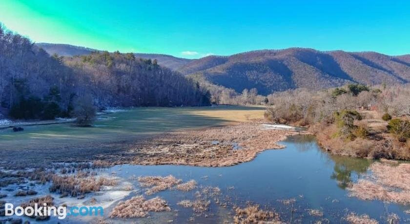 Tentrr Signature Site - Beaverdam Falls, The Cattails