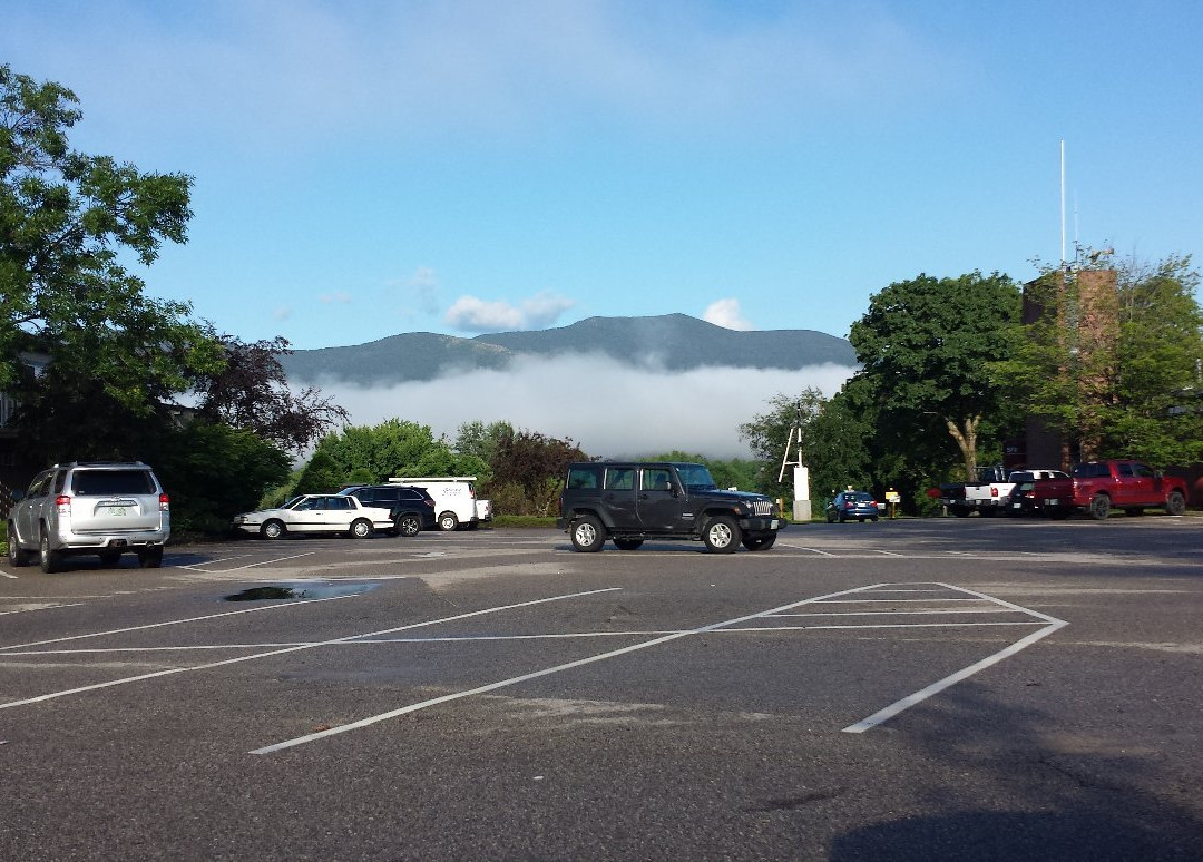 Crown Ridge Resort主图