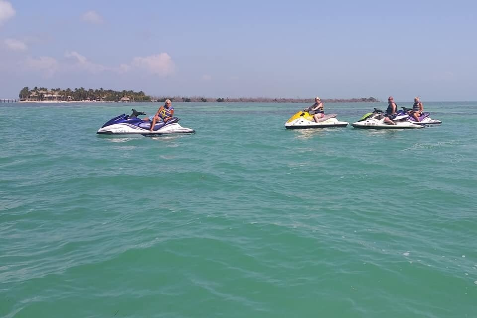 Wahoo Watersports in the Florida Keys景点图片