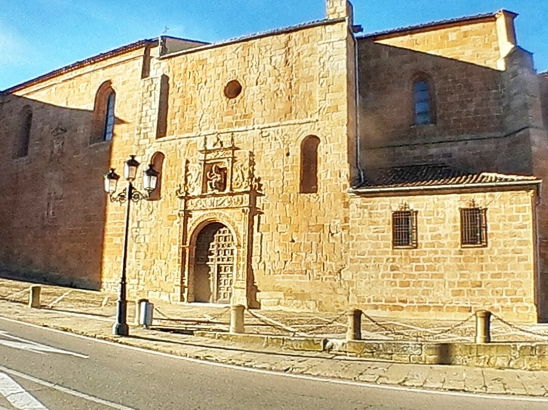 Concatedral de San Pedro景点图片