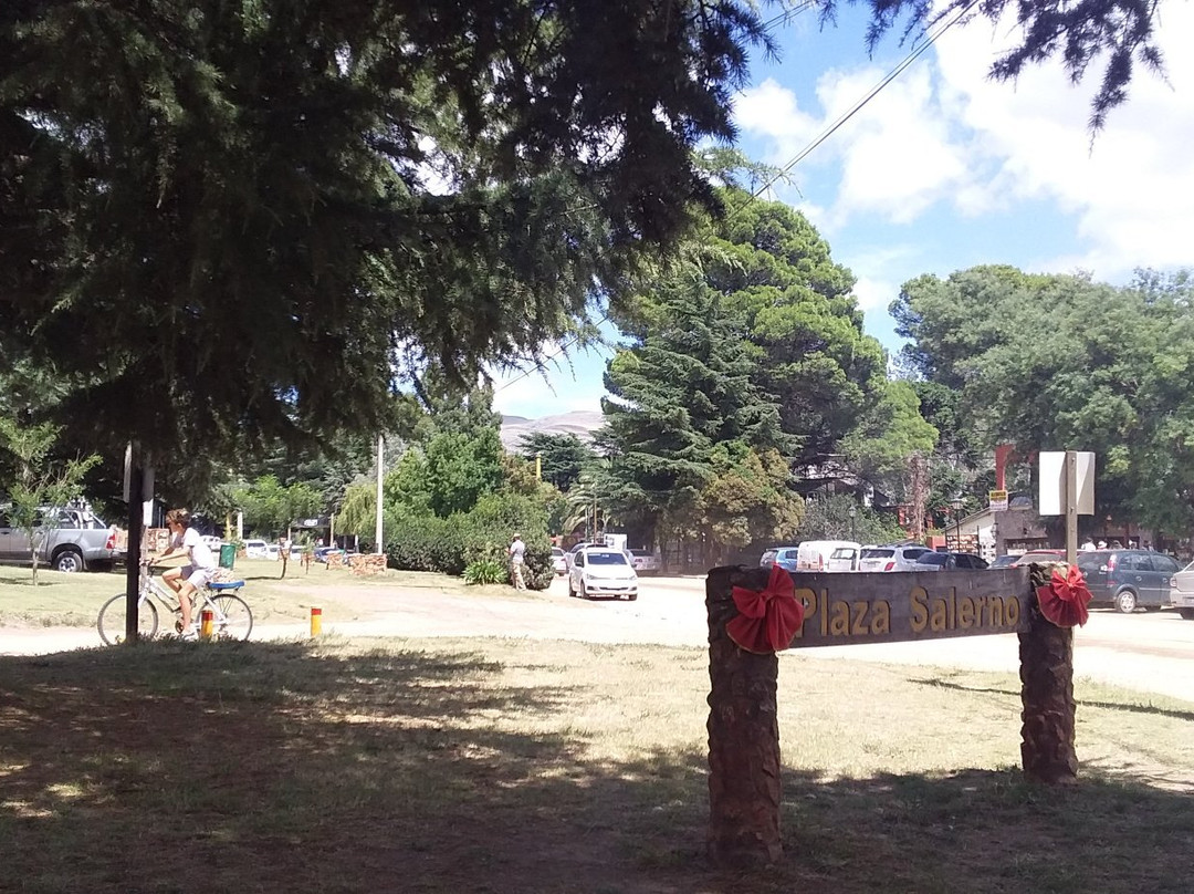 Plaza Salerno-Villa Ventana必去景点