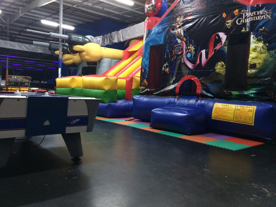 The Bowling Alley-Ellijay必去景点