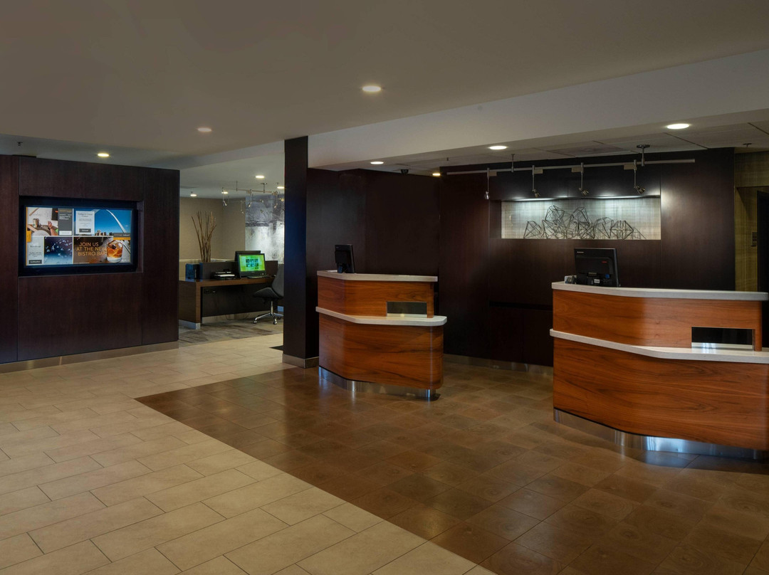 圣路易斯科瑞维科万怡酒店主图