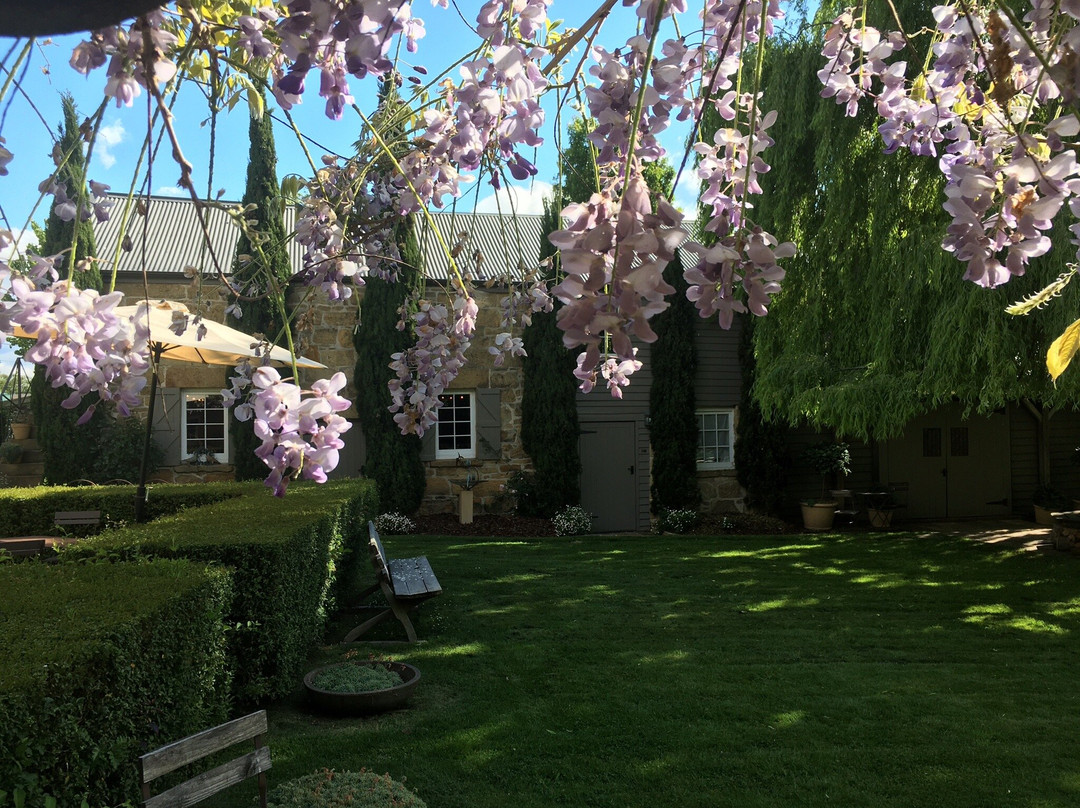 Red Feather Inn主图