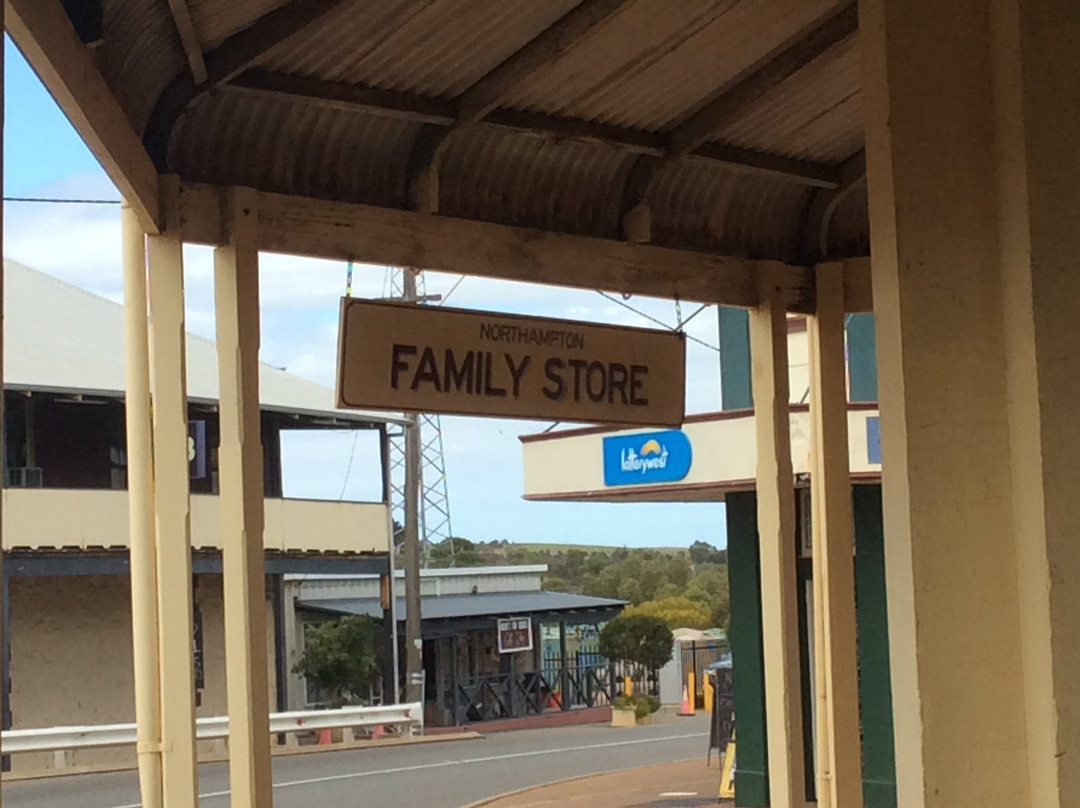 Northampton Family Store-Northampton必去景点
