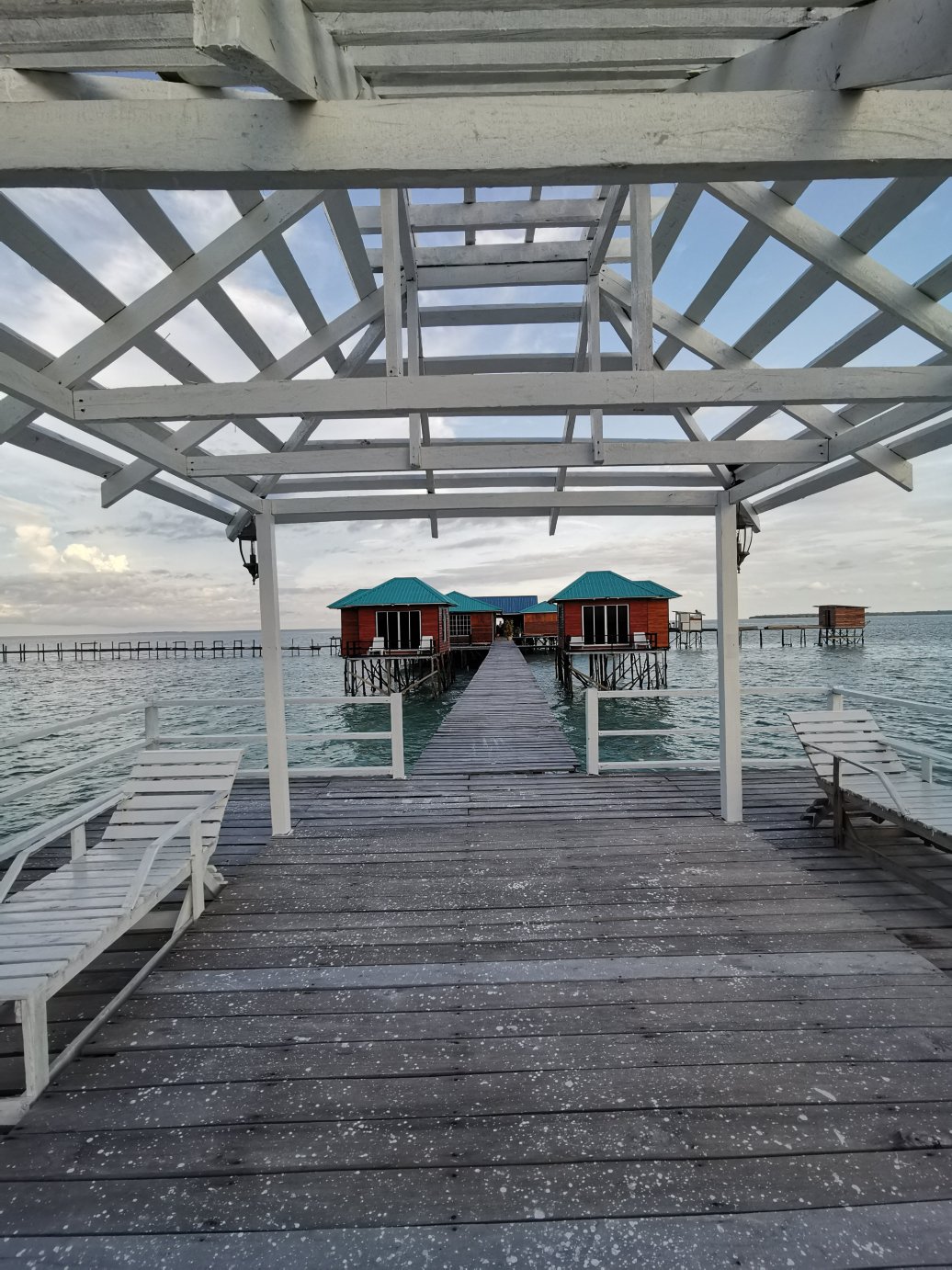 Maglami-lami Water House-portrait