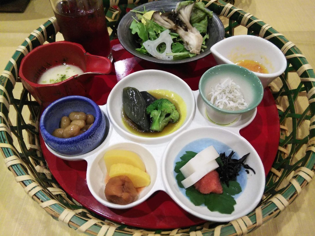 Itoyanagi主图