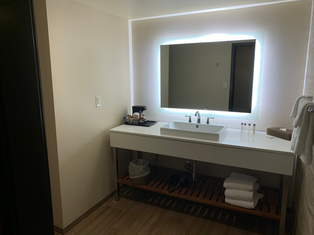 Bally's Lake Tahoe Casino Resort主图