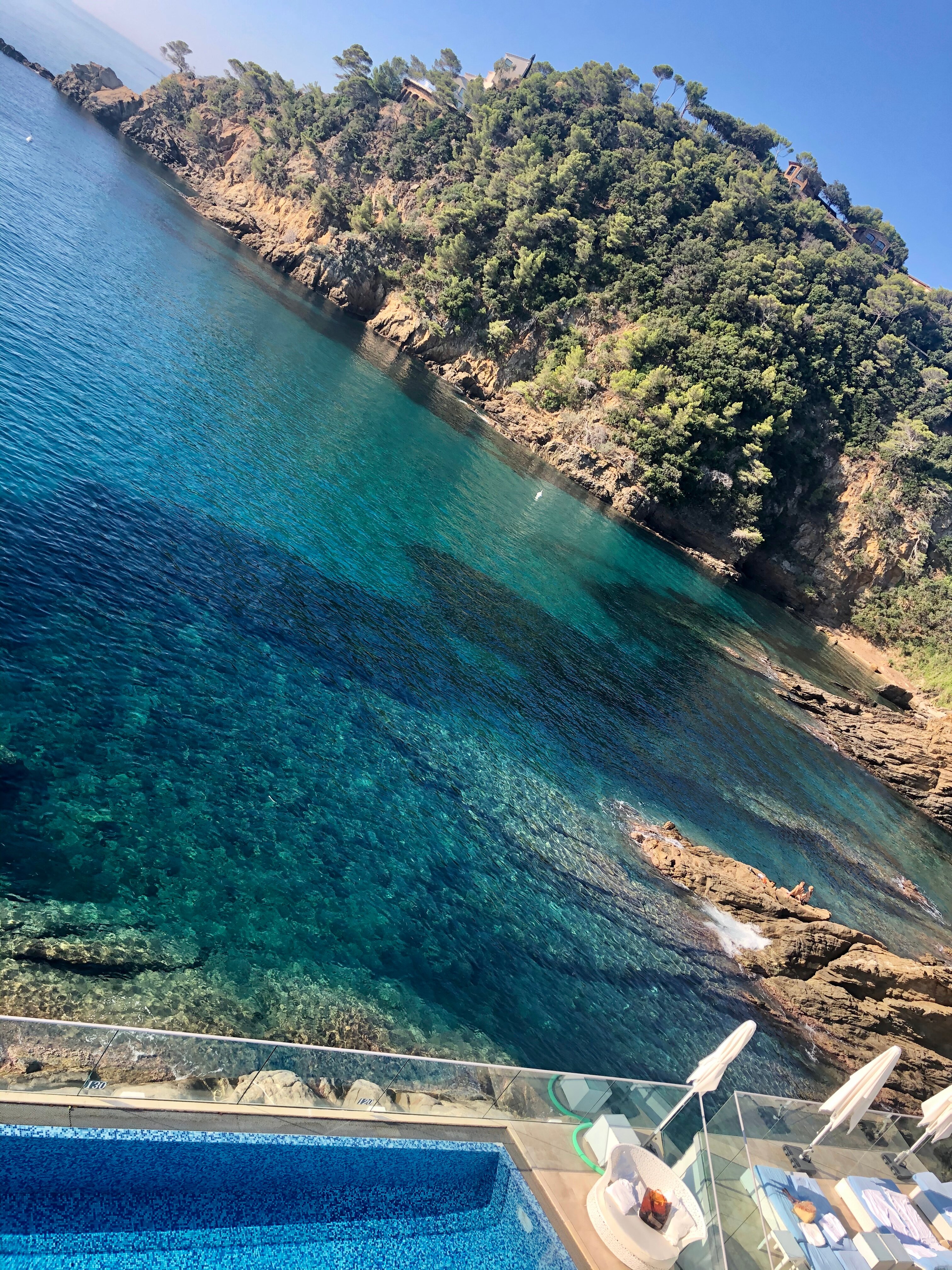 Hotel de la Calanque-泳池