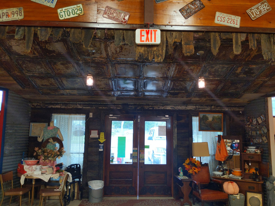 Recycled Homestead-Adrian必去景点