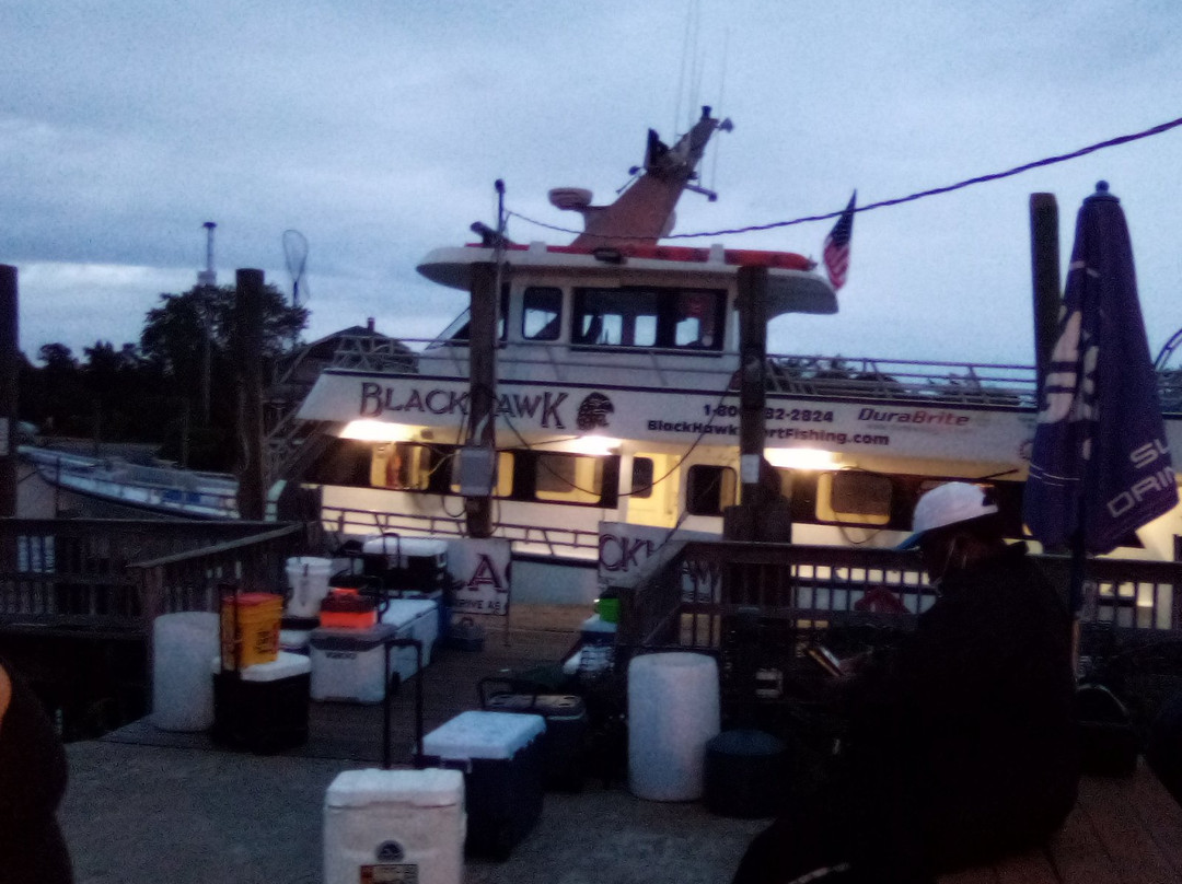 Black Hawk Fishing Boat-Niantic必去景点