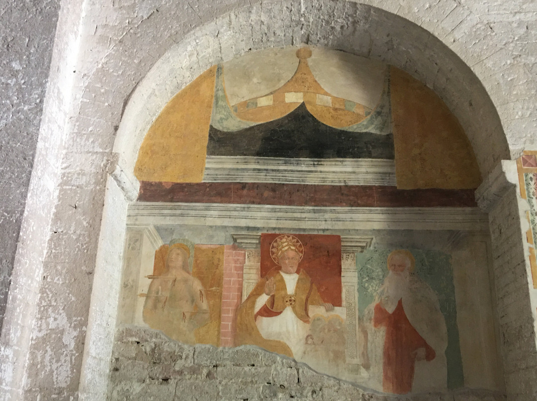 Abbazia San Vincenzo al Furlo-Acqualagna必去景点