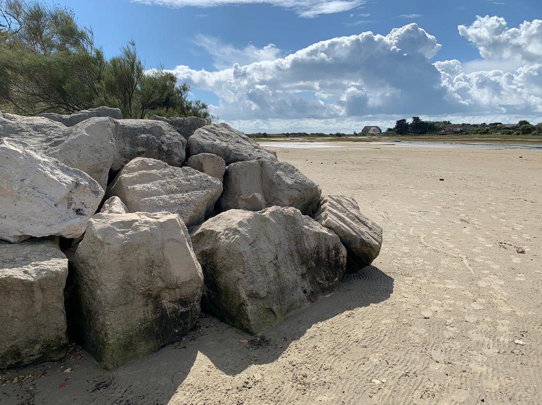 Eastoke Corner Beach景点图片
