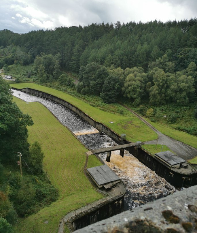 Thruscross Reservoir景点图片