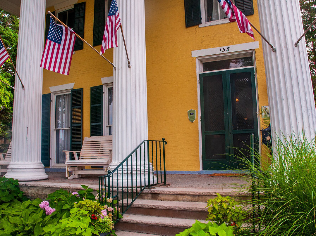 The Laurentide Inn主图