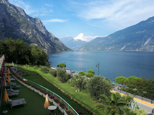 Hotel Alexander主图