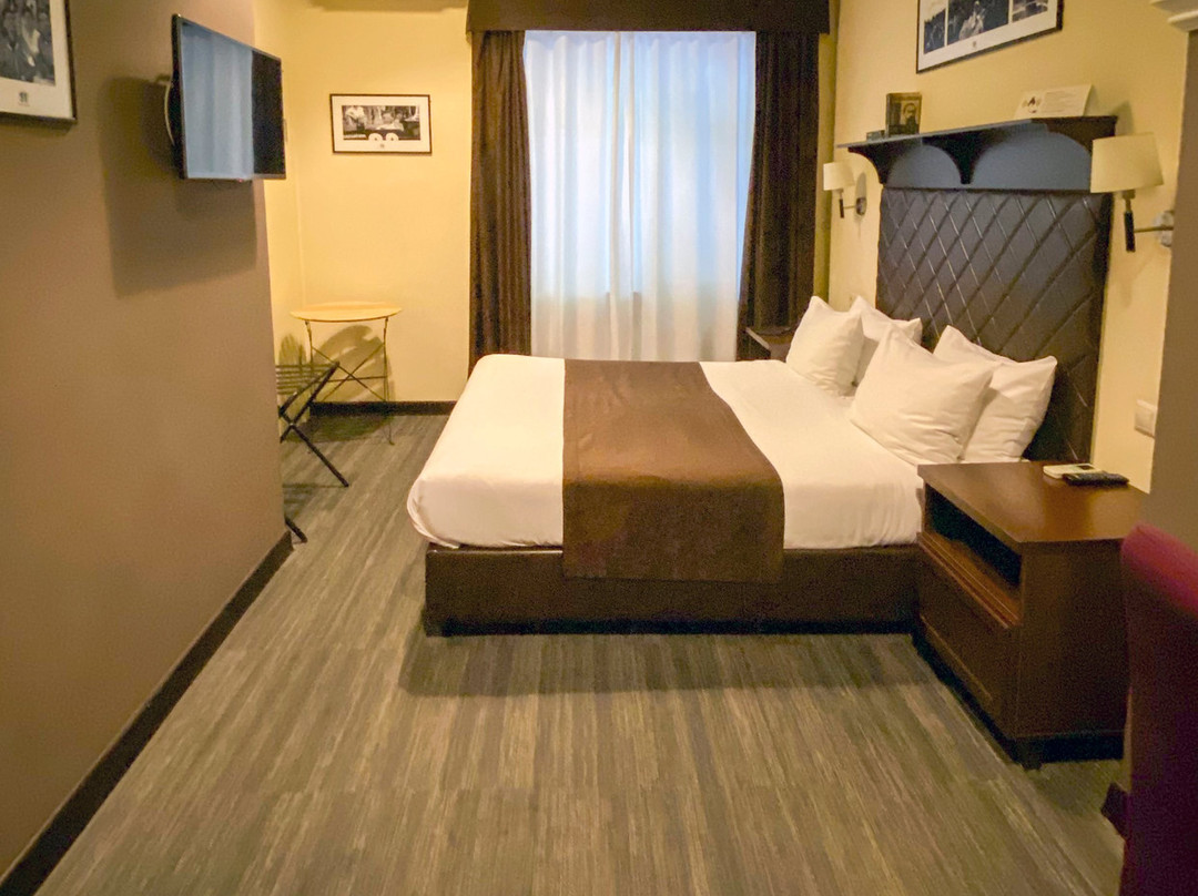 11 Hotel & Garden主图