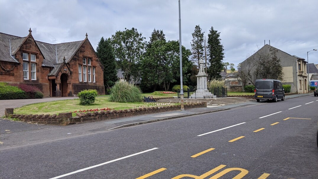 War Memorial Newmilns and Greenholm景点图片