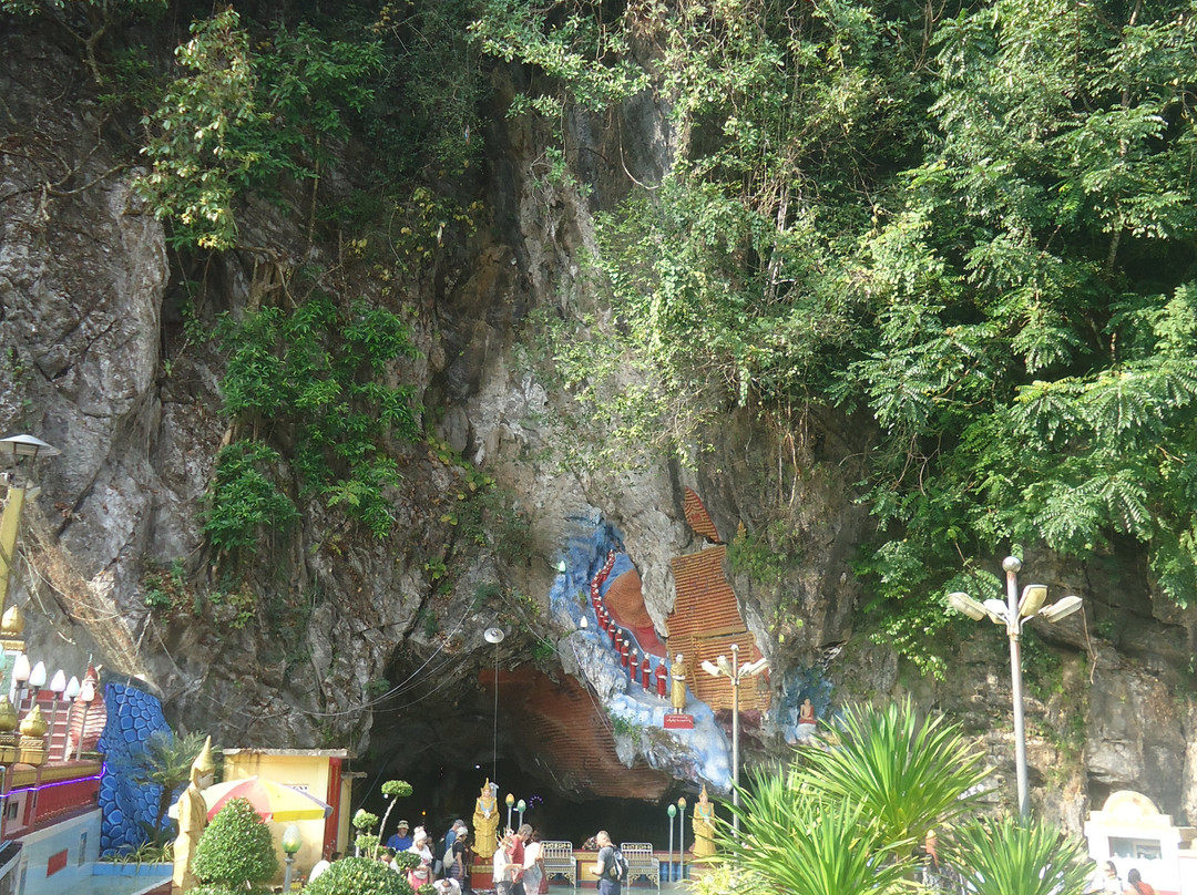 Kaw Ka Thaung Cave-帕安必去景点