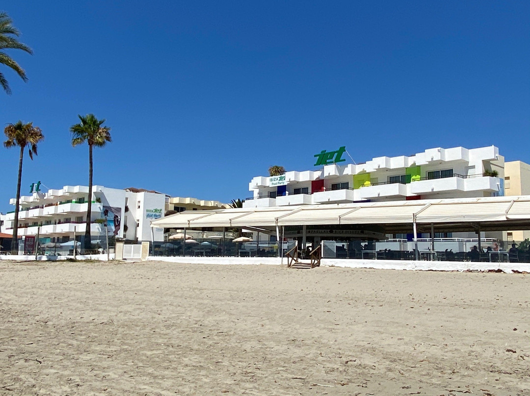 Platja de ses Figueretes景点图片