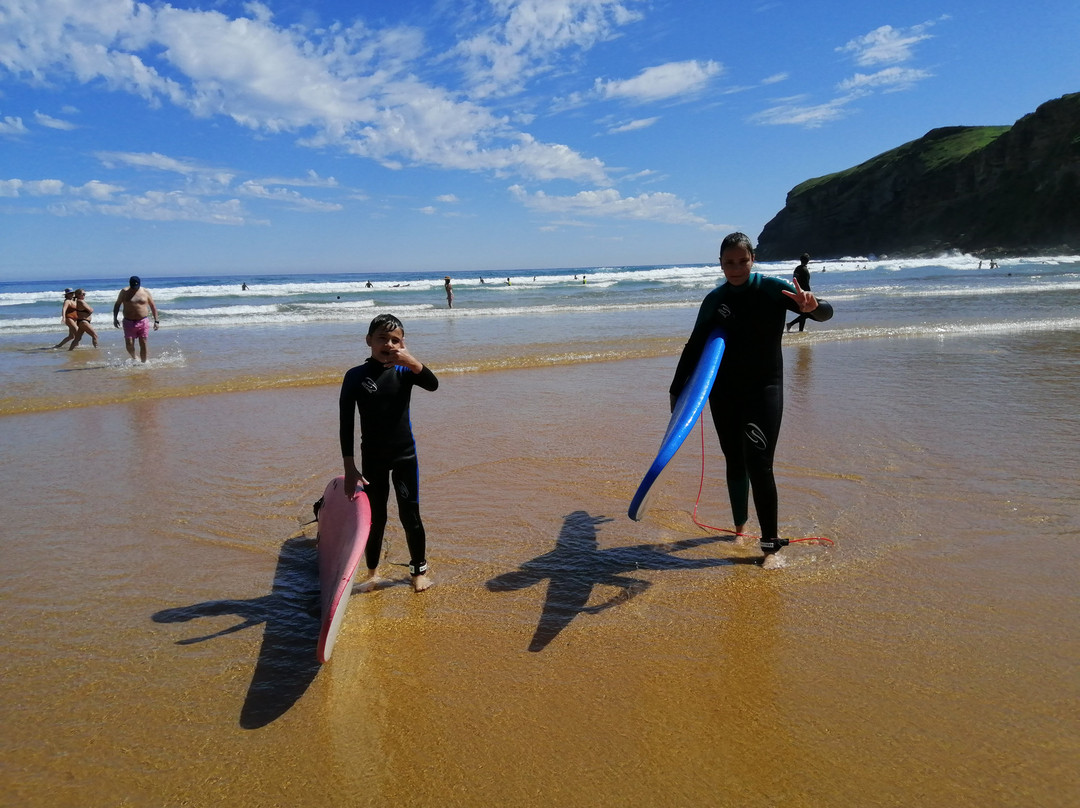 Escuela de Surf El Pico景点图片