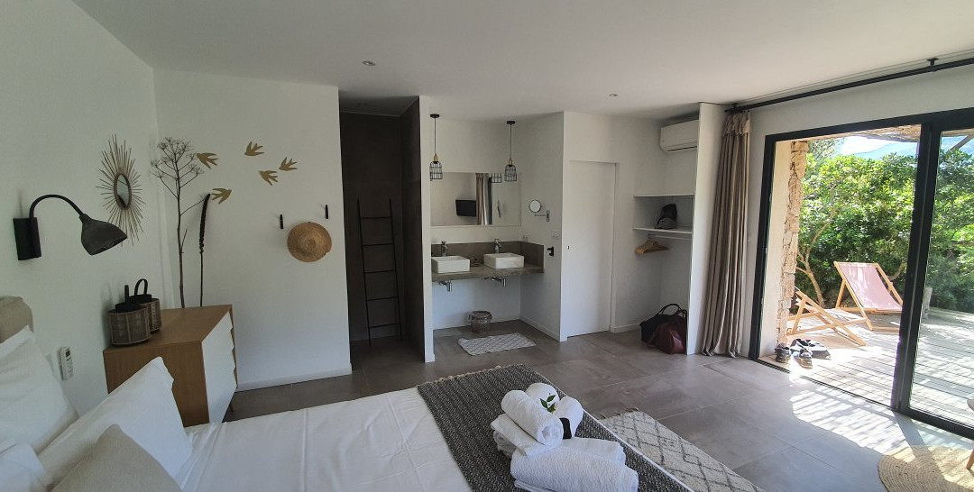 Les Petites Maisons主图