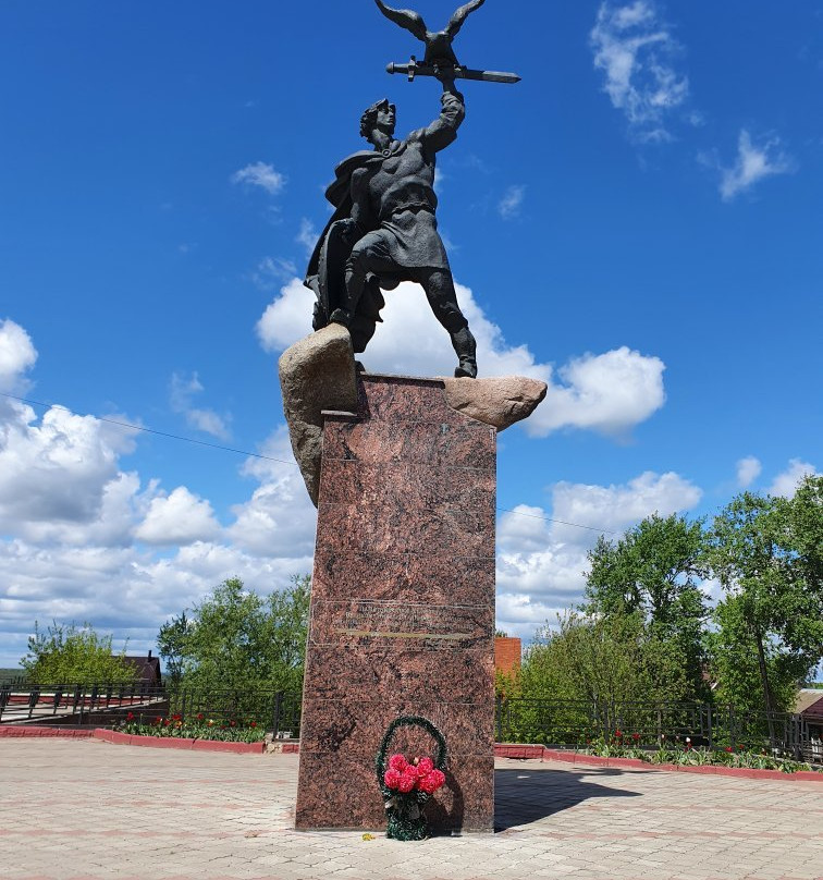 Monument to Vladimir Donskoi景点图片