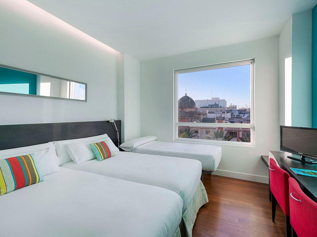 Sea You Hotel Port Valencia主图