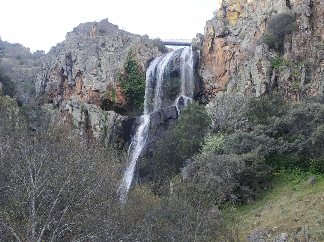 Cascada de la Faia de Agua Alta景点图片