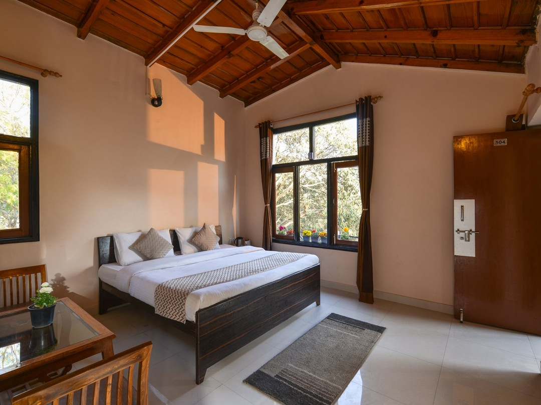 Maya Regency Hotel主图