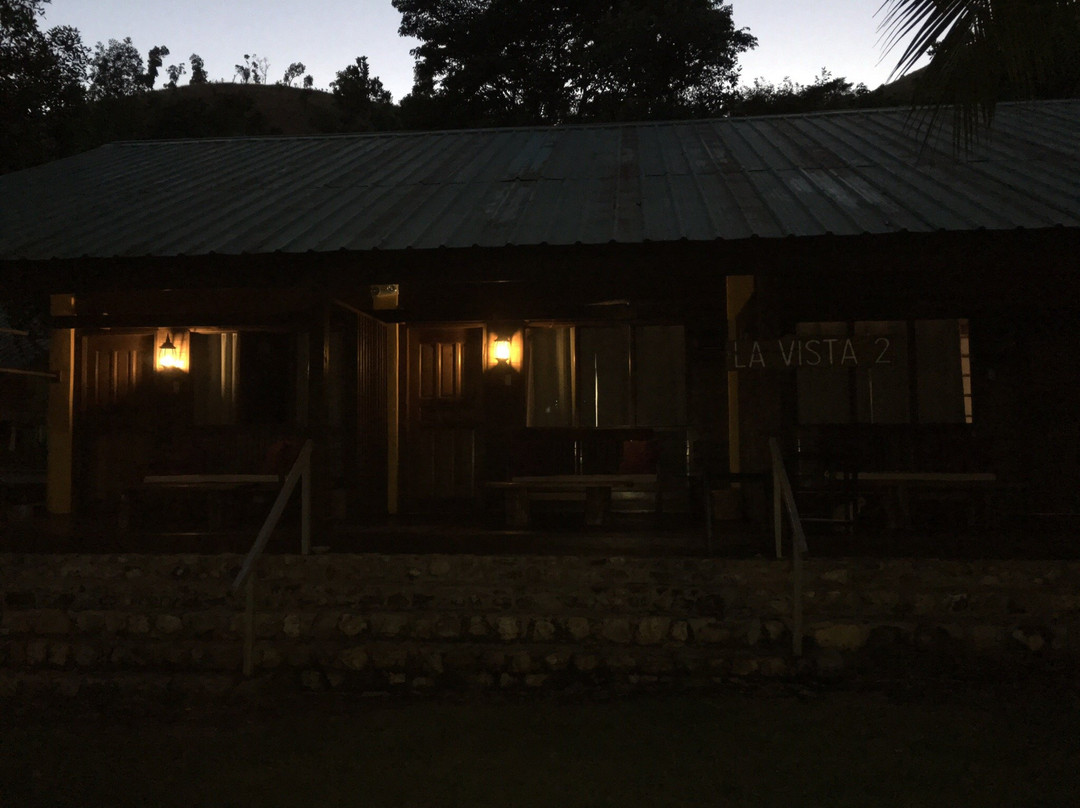 布苏安加岛天堂酒店主图