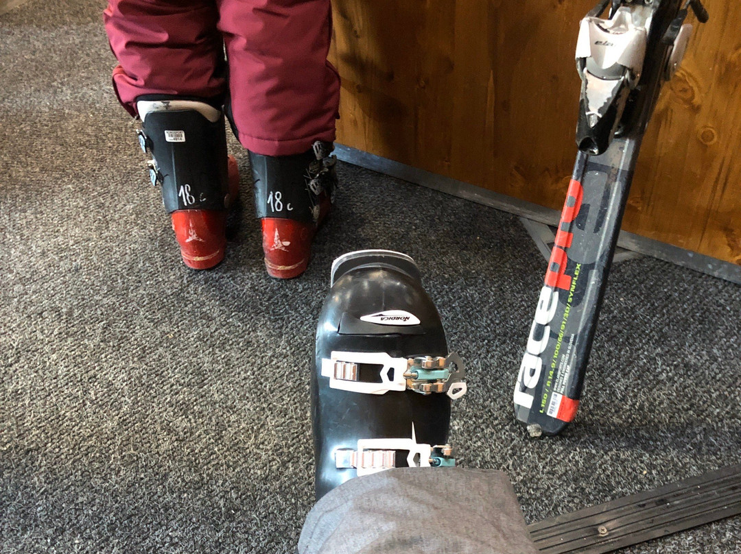 Borosport Ski Rentals-波罗维兹必去景点