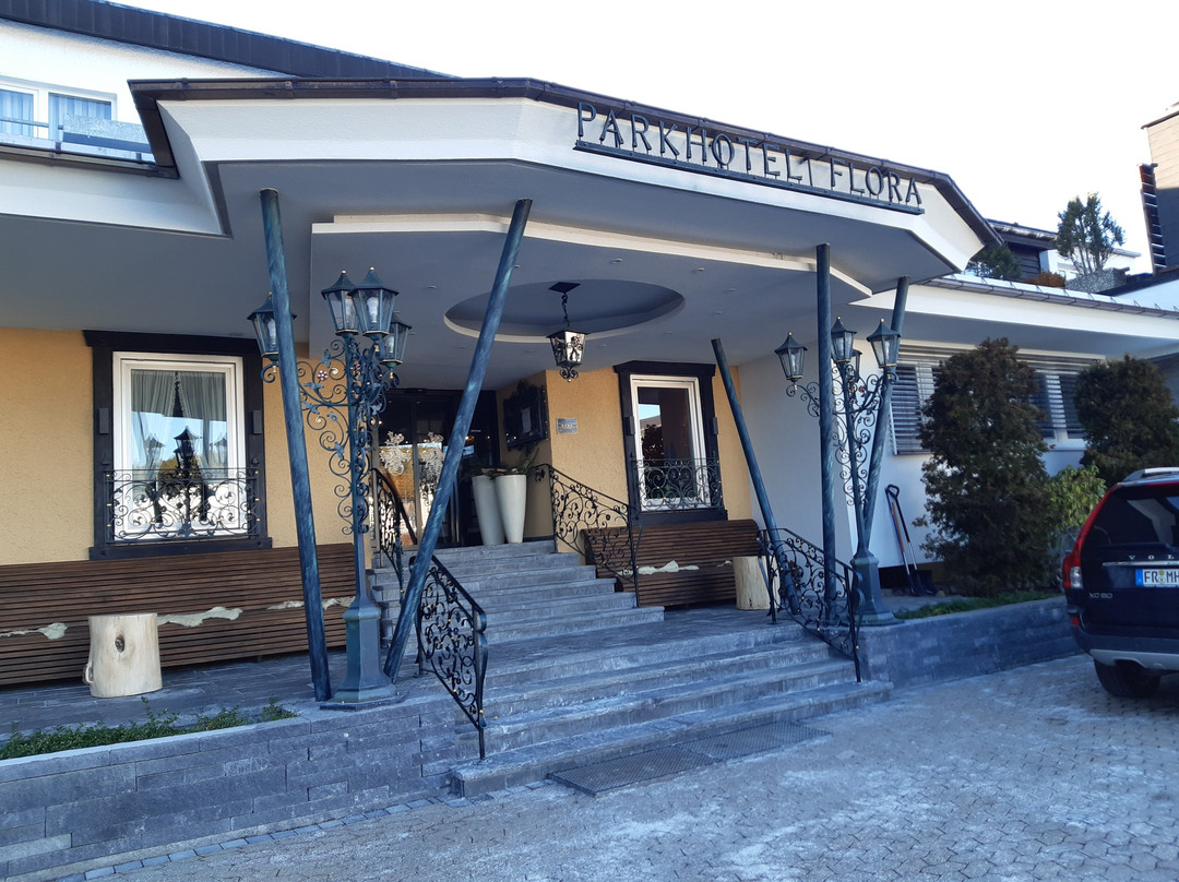 施卢赫湖弗洛拉公园酒店主图