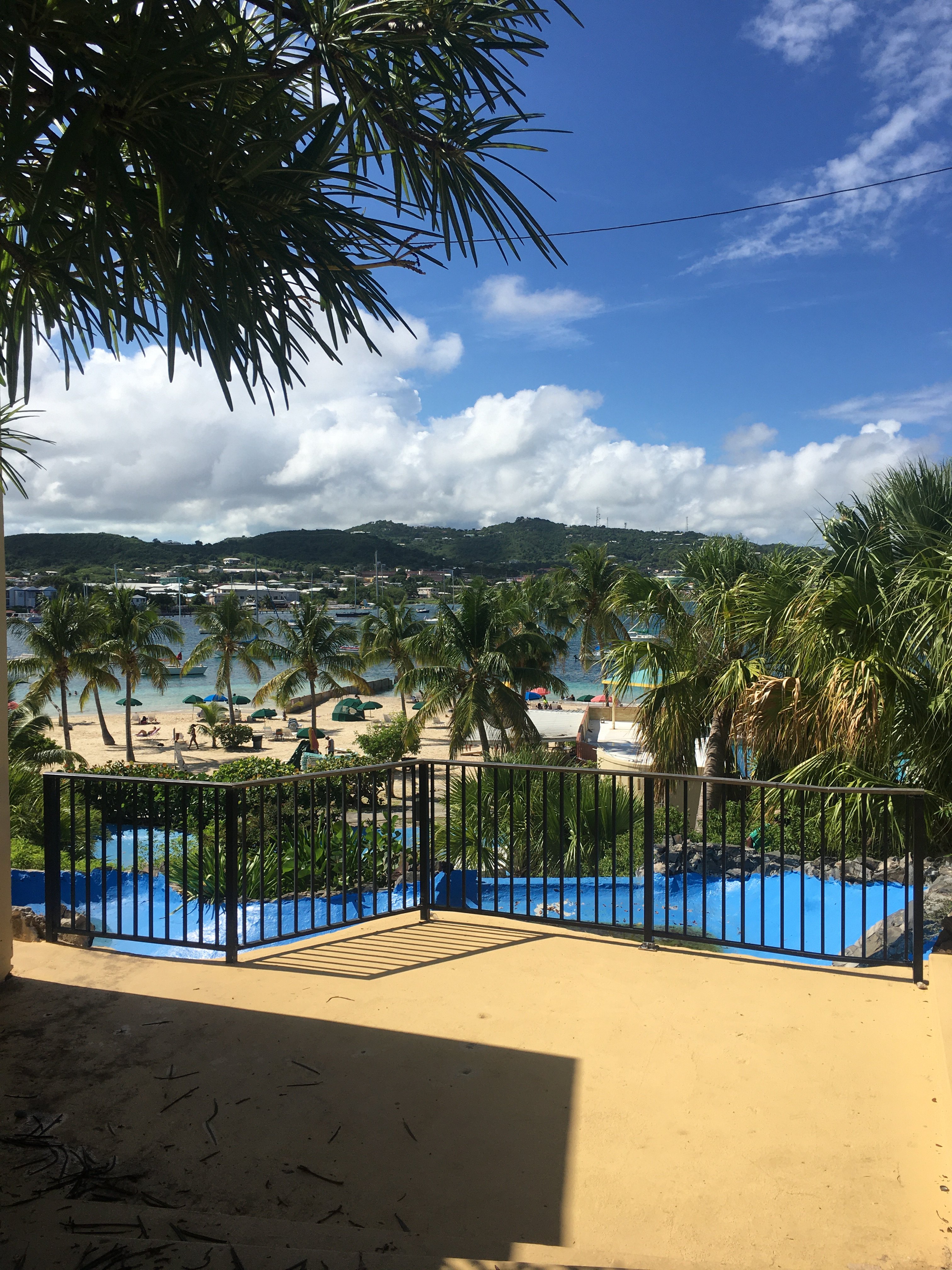 Hotel On The Cay-泳池