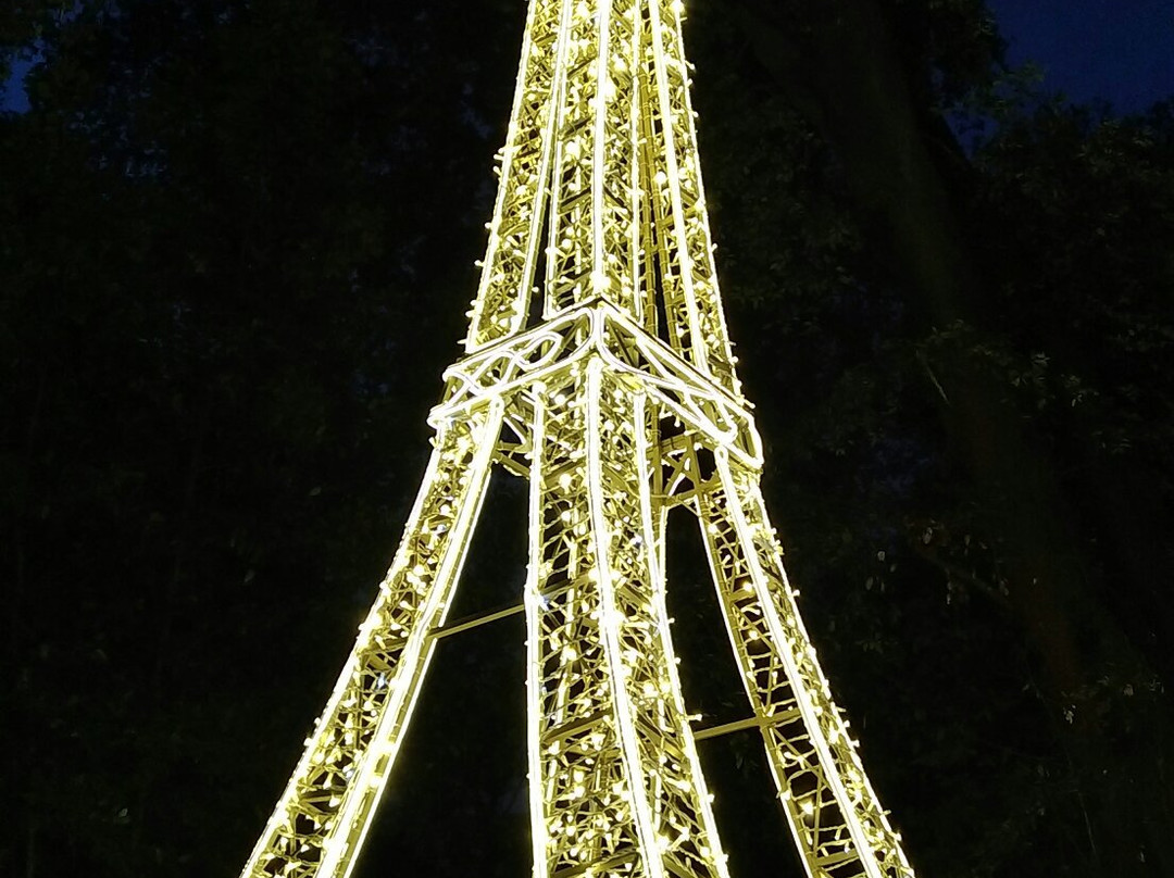 Parco Chigi-阿里恰必去景点