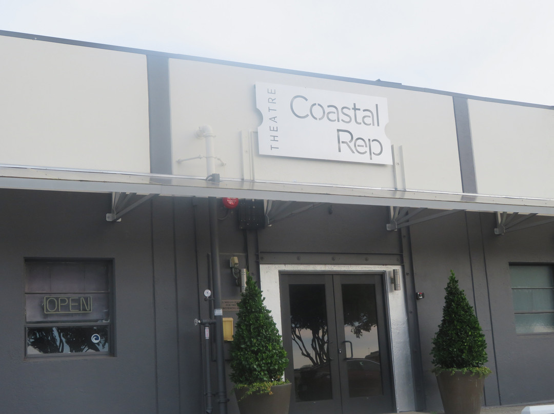 Coastal Repertory Theater-半月湾必去景点