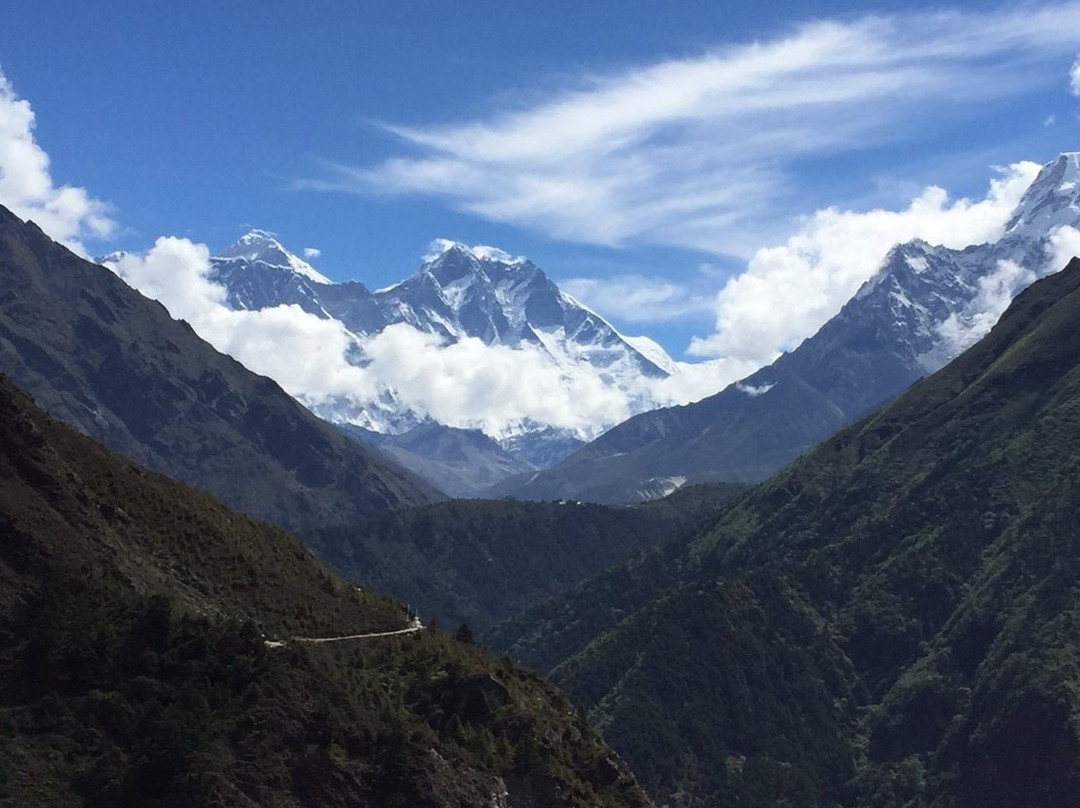 Everest base camp - Chola pass - Gokyo lakes Trek景点图片