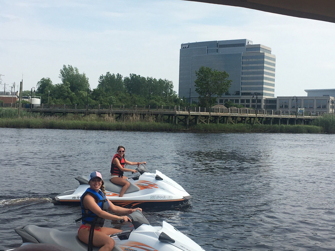 Riverwalk Watersports景点图片