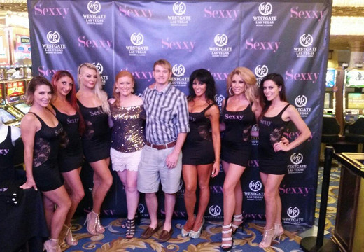 Sexxy无上装歌舞秀-拉斯维加斯必去景点