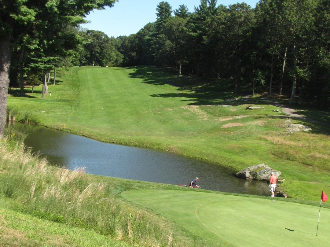 New England Country Club景点图片