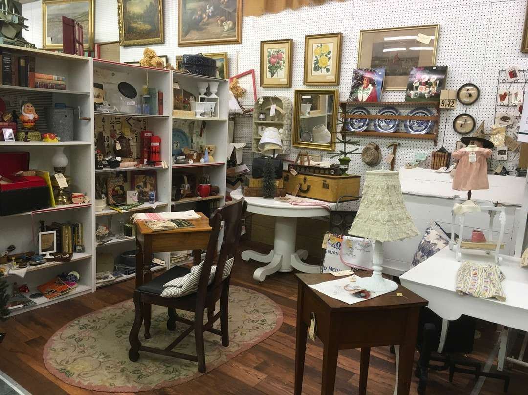 Georgetown旅游景点-Georgetown Antique Mall