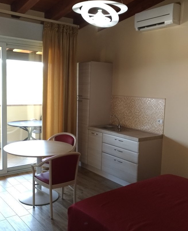 Hotel Residence Miralago Manerba Gardasee主图