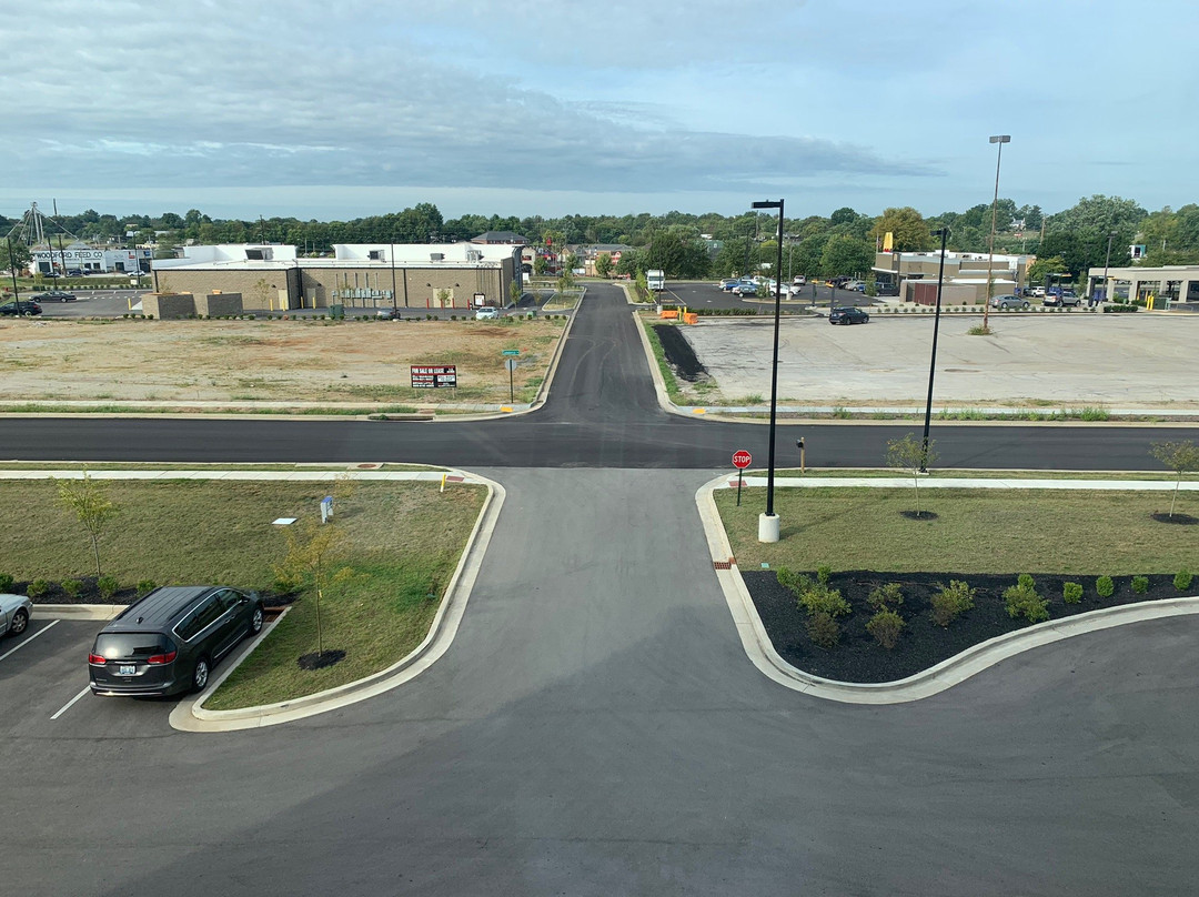 Holiday Inn Express & Suites Lexington - Hamburg Area By IHG