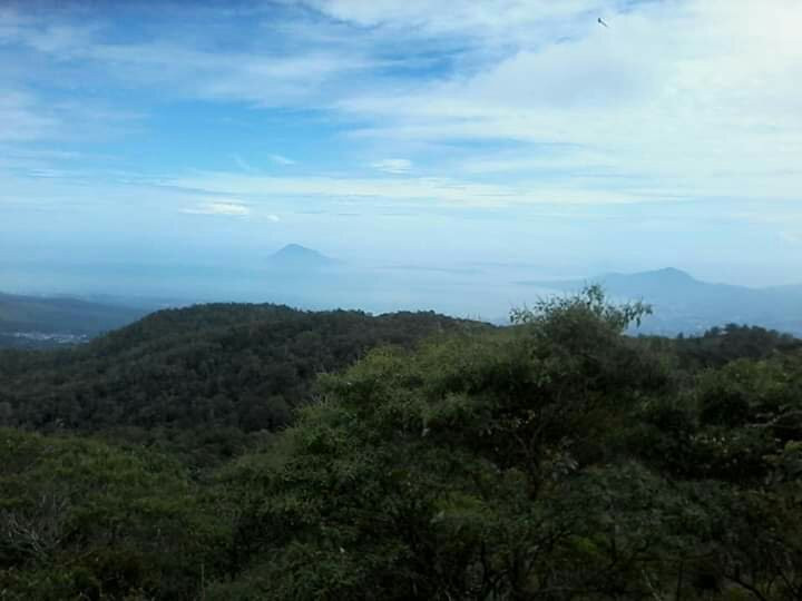马哈武火山景点图片