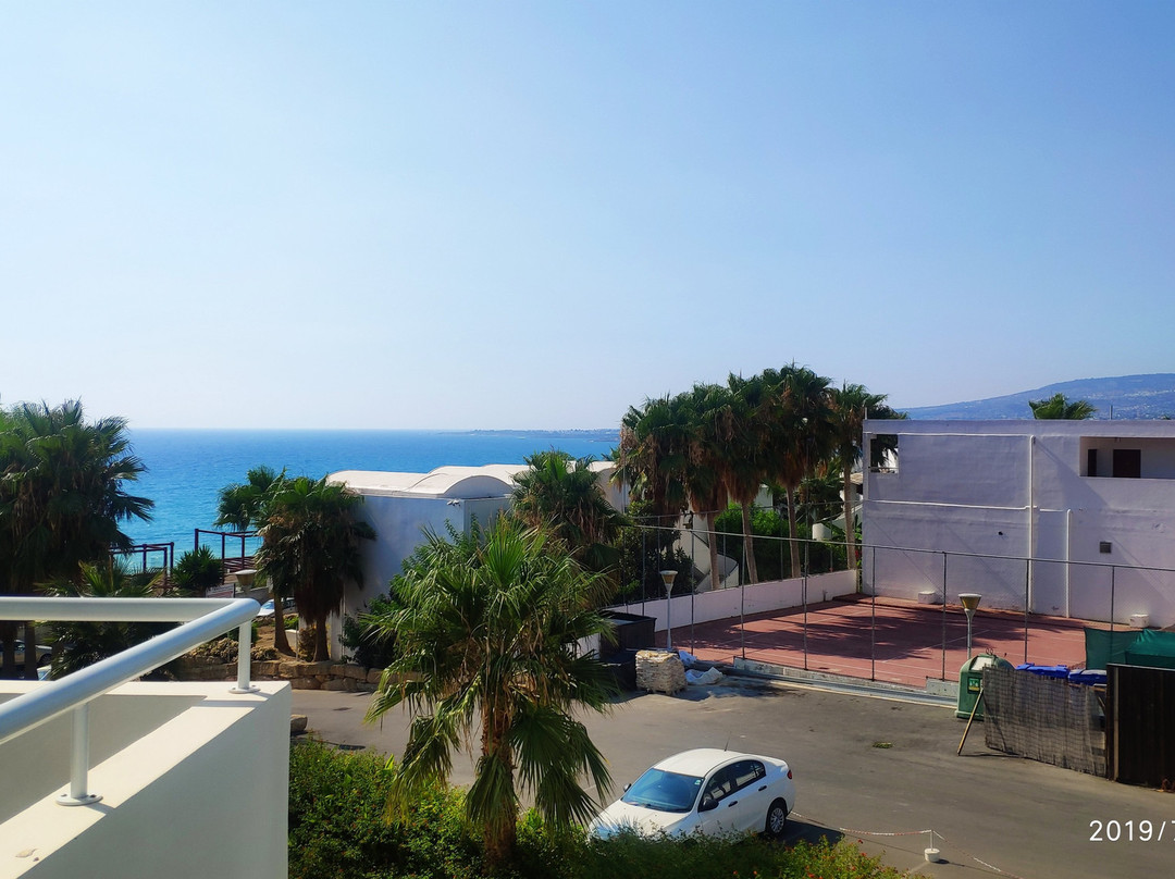 日落湾假日乡村酒店主图